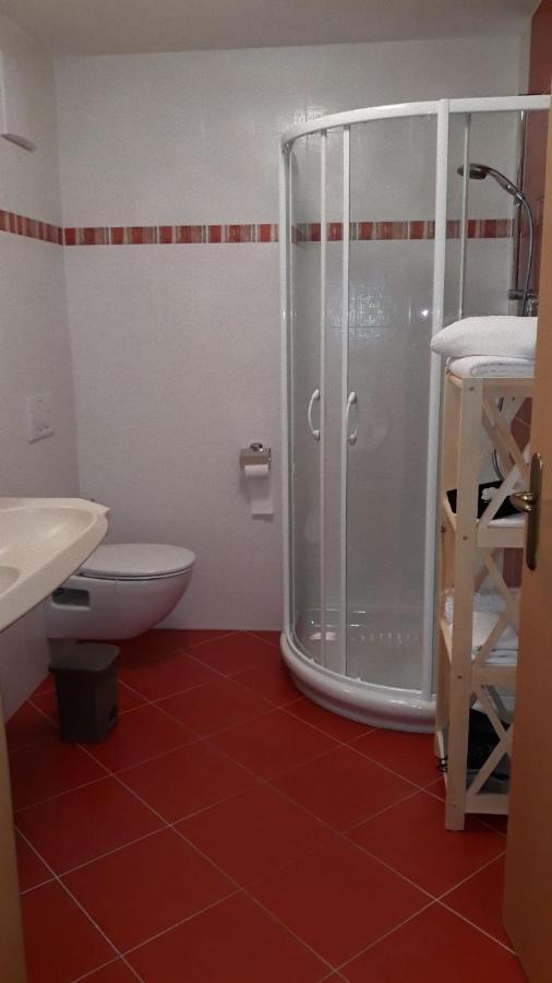 רצ'ינס B&B Fruehlingsheim מראה חיצוני תמונה