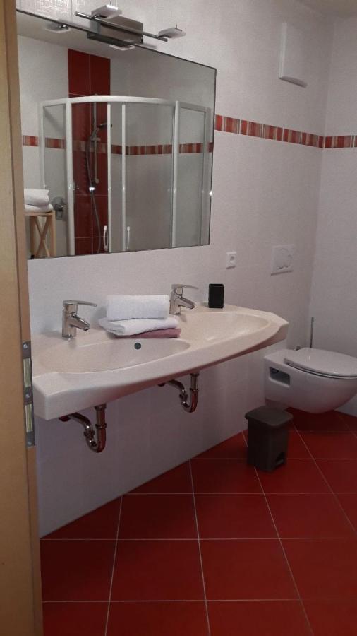 רצ'ינס B&B Fruehlingsheim מראה חיצוני תמונה
